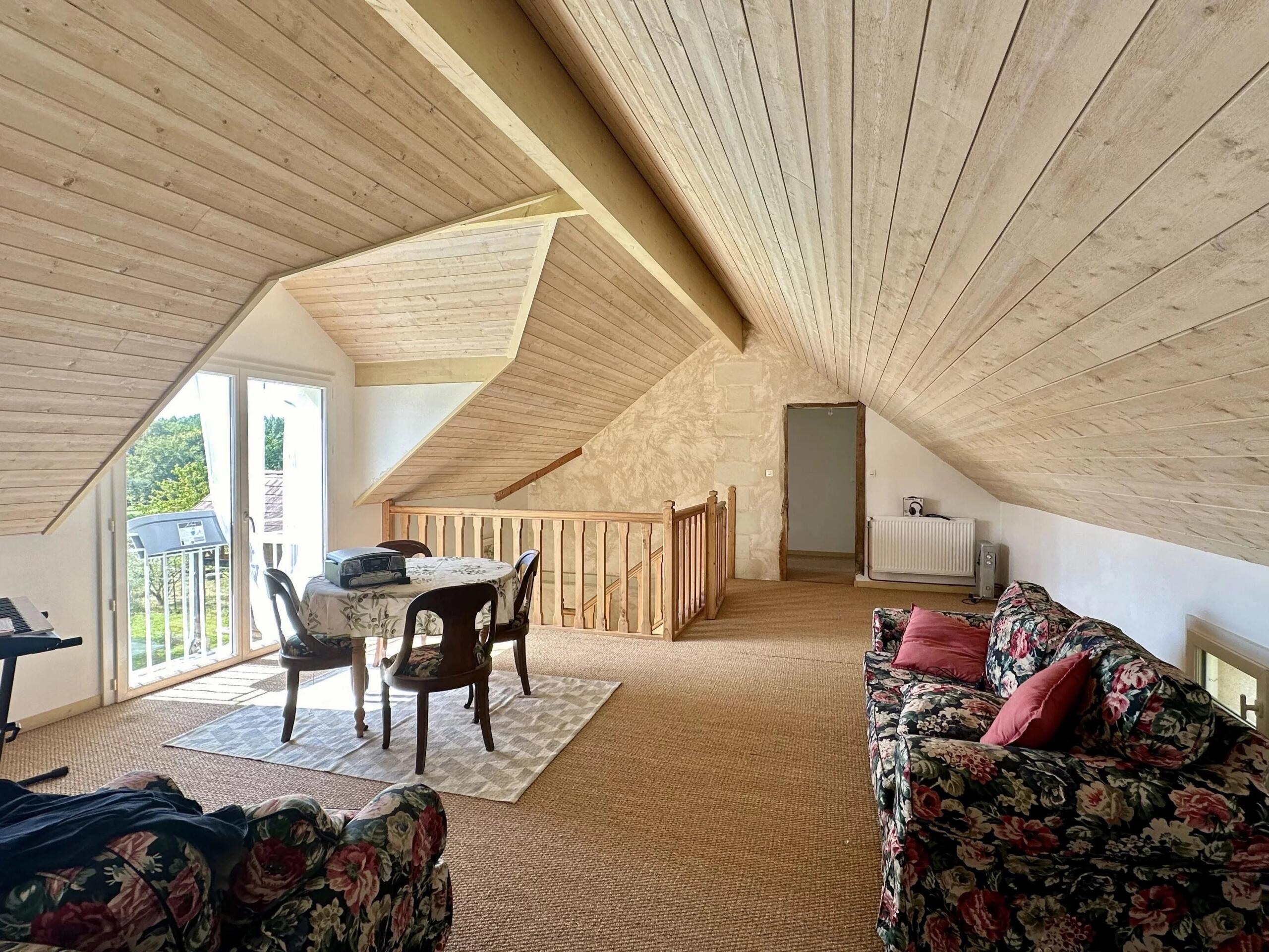 Recently-built 5-7 bedroom house with guest annexe, barn and pasture, Aquitaine – France – BVI77146