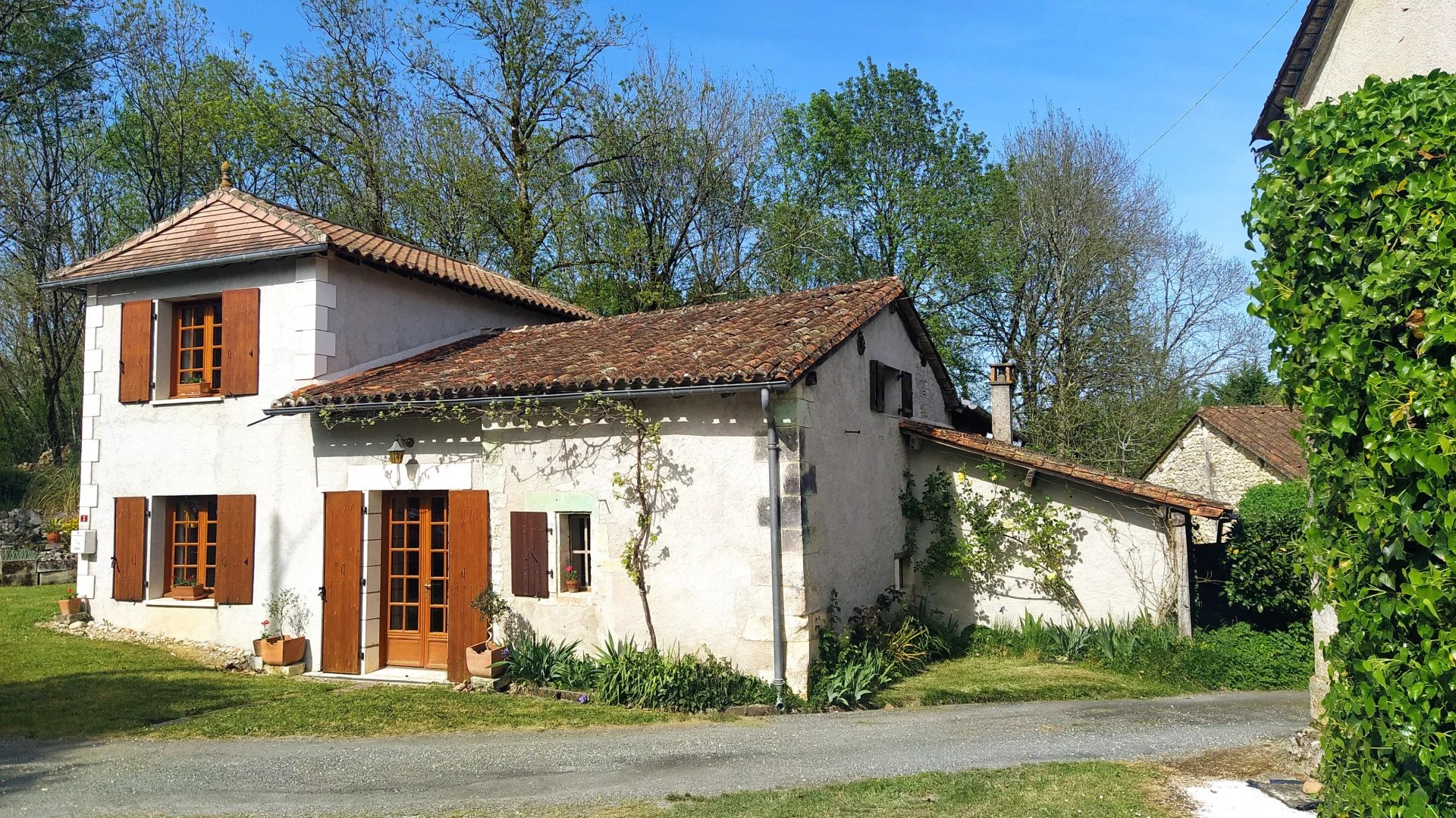 Must see!, Aquitaine – France – BVI80597