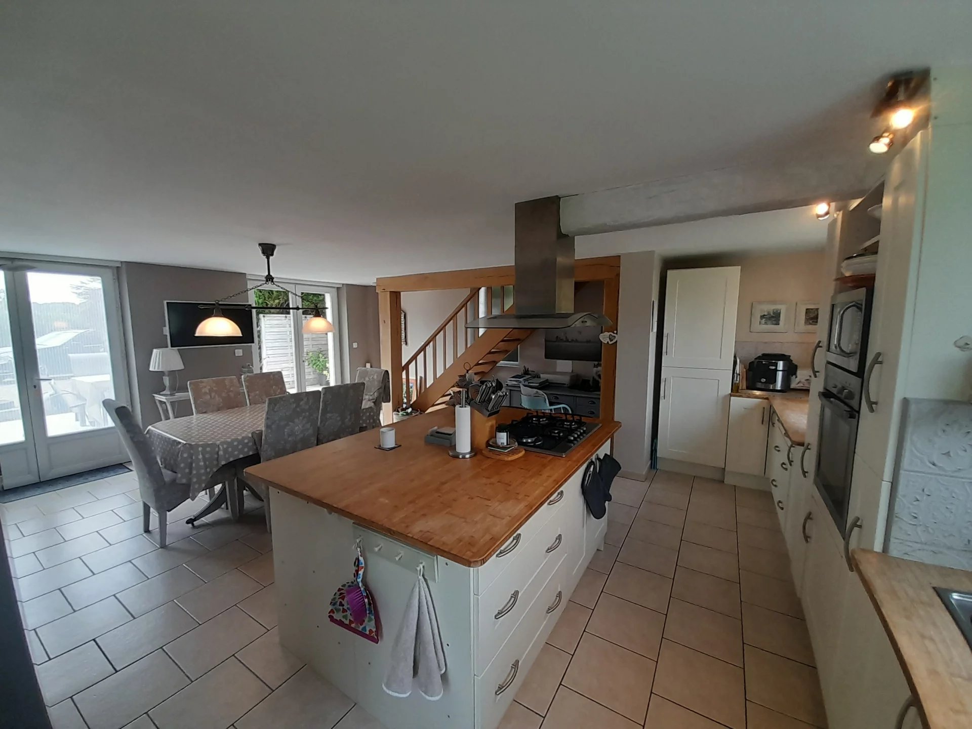 Renovated 4-bed house in a lovely edge of village location, Aquitaine – France – BVI76035