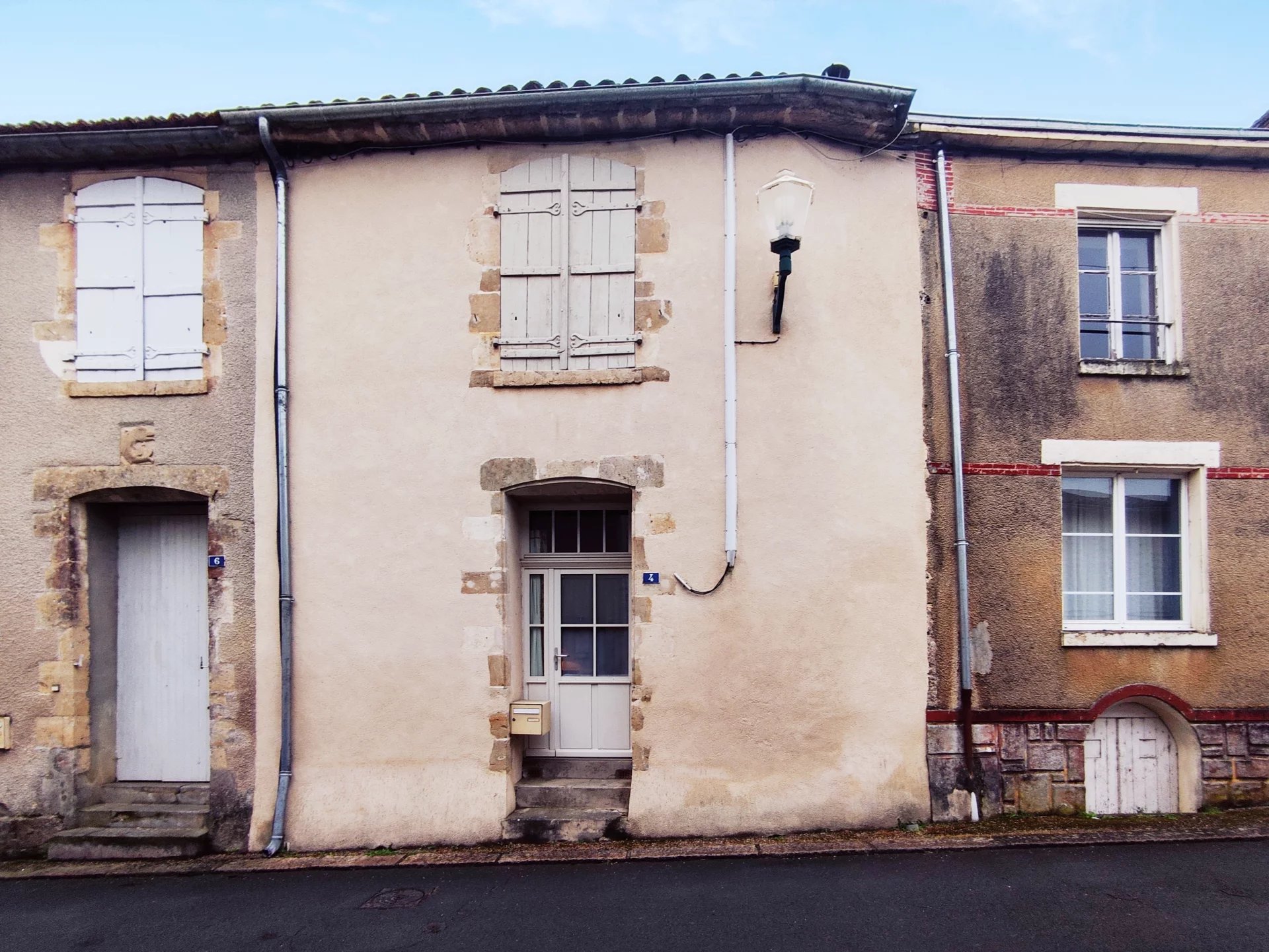 Charming Stone Village House with Garden and Character Features, Pays de la Loire – France – BVI80604