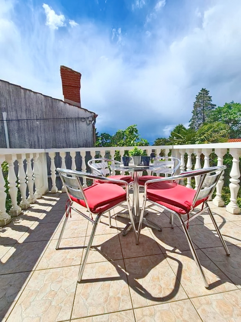 4 bedroom villa in Omišalj, Croatia – 103347