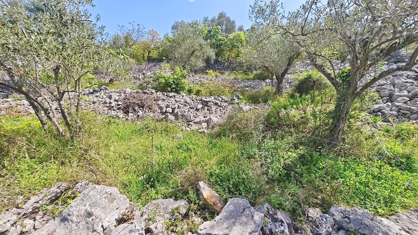 plot in Vrbnik, Croatia – 103336