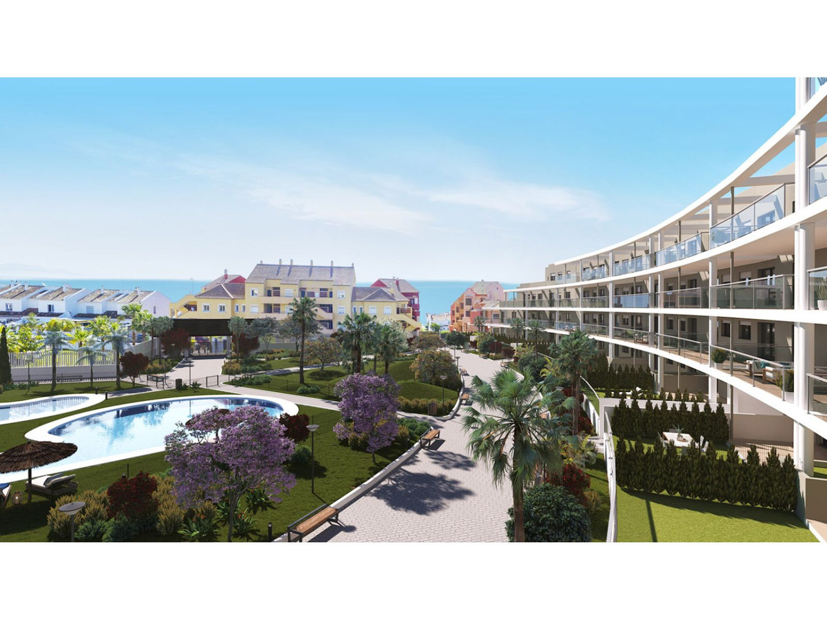 2 bedroom House in Manilva, Málaga, Spain – TSEA3432616