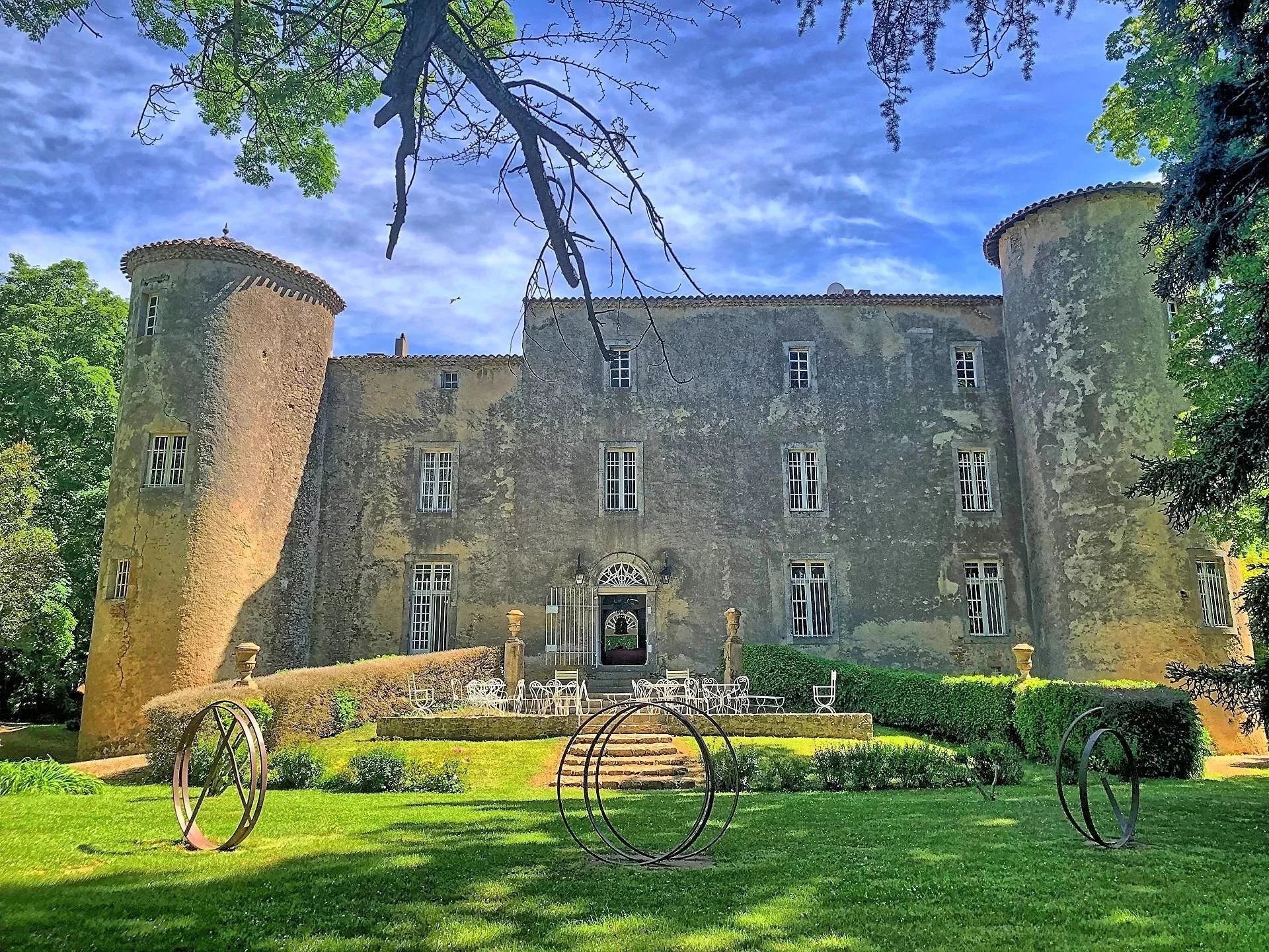 13th-Century Historical  Chateau with Cottage and 18 Hectares of Land, Languedoc-Roussillon – France – BVI78531