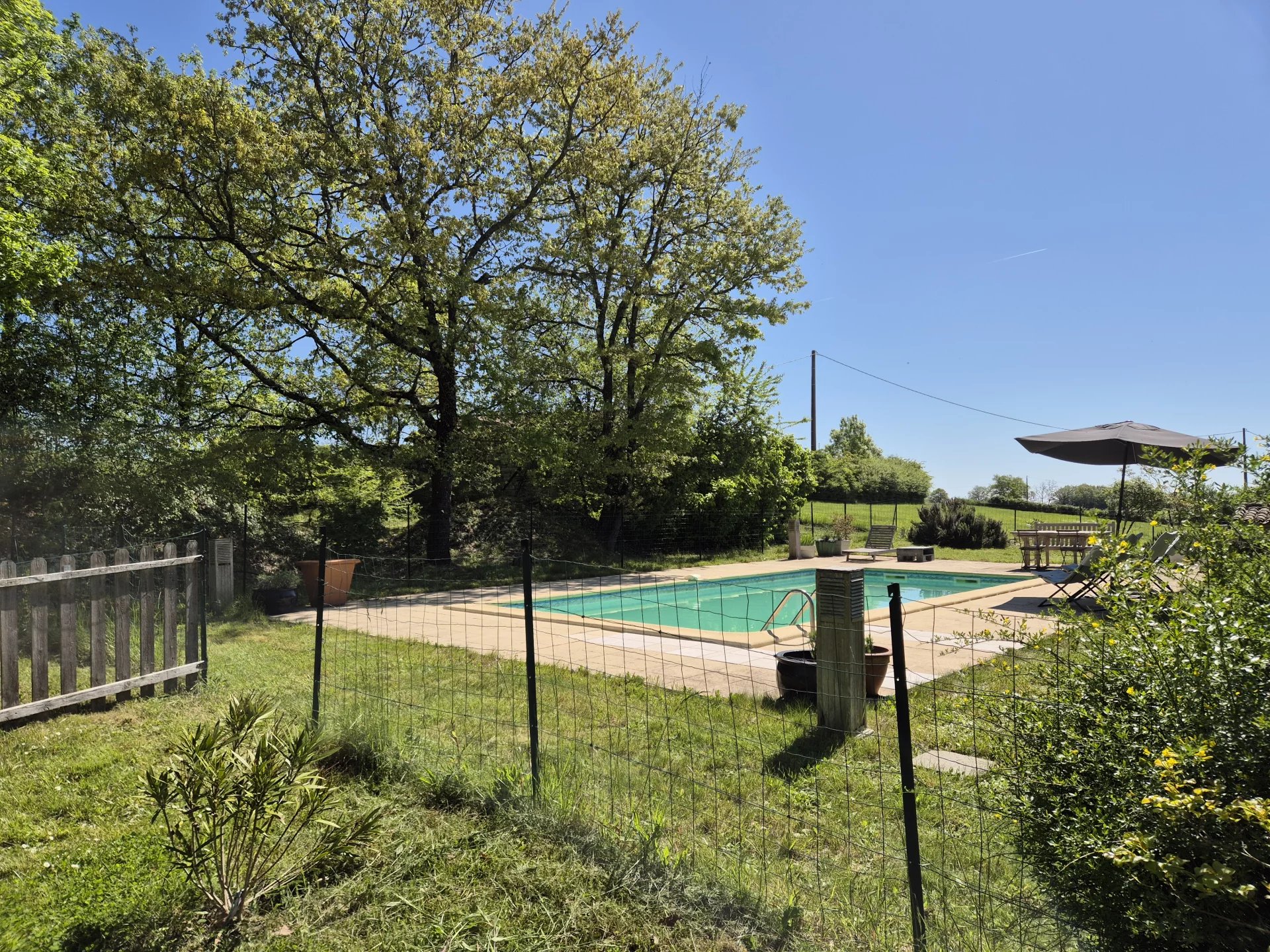 Two stone houses, pool and outbuildings, Midi-Pyrénées – France – BVI80309