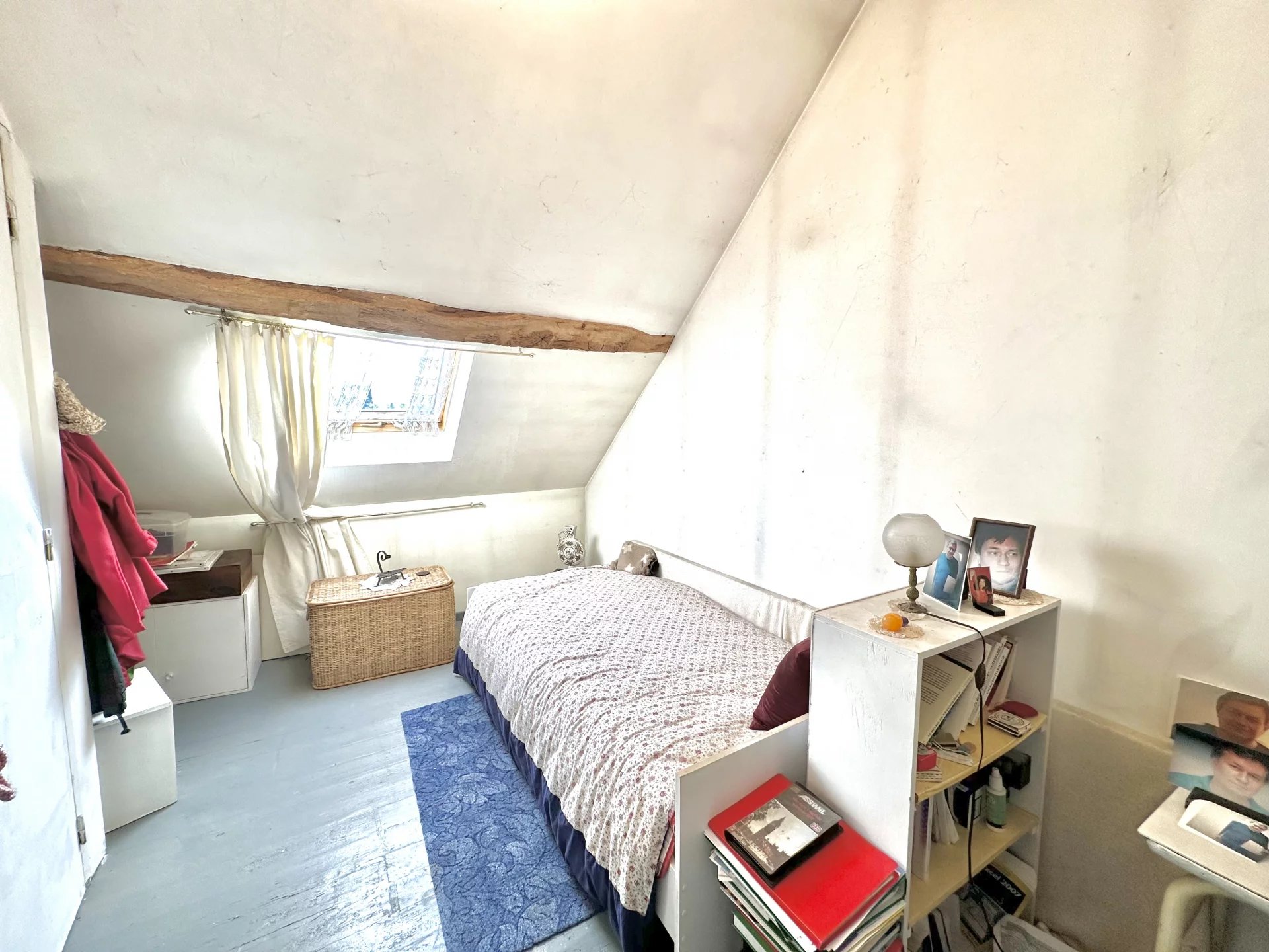 Beautiful House With Great Outbuildings in Hamlet, Poitou-Charentes – France – BVI62391