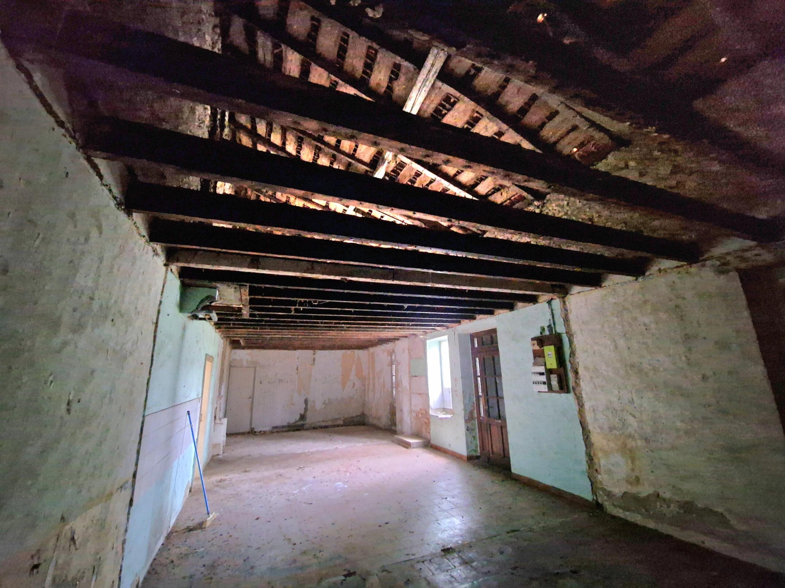 Stone Property for Renovation just outside Eymet, Aquitaine – France – BVI77873