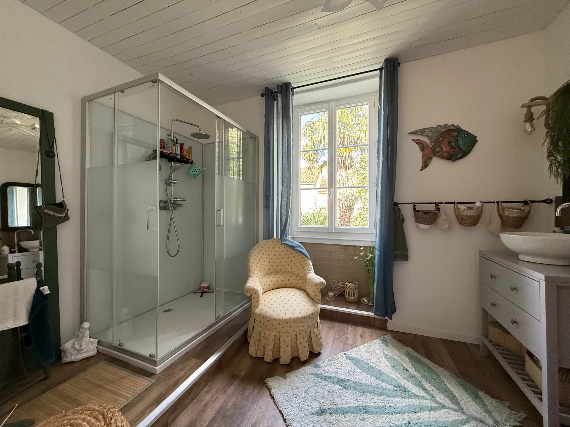 Spacious stone property of 4 bedroom, in heart of small village close to Ruffec, Poitou-Charentes – France – BVI80639