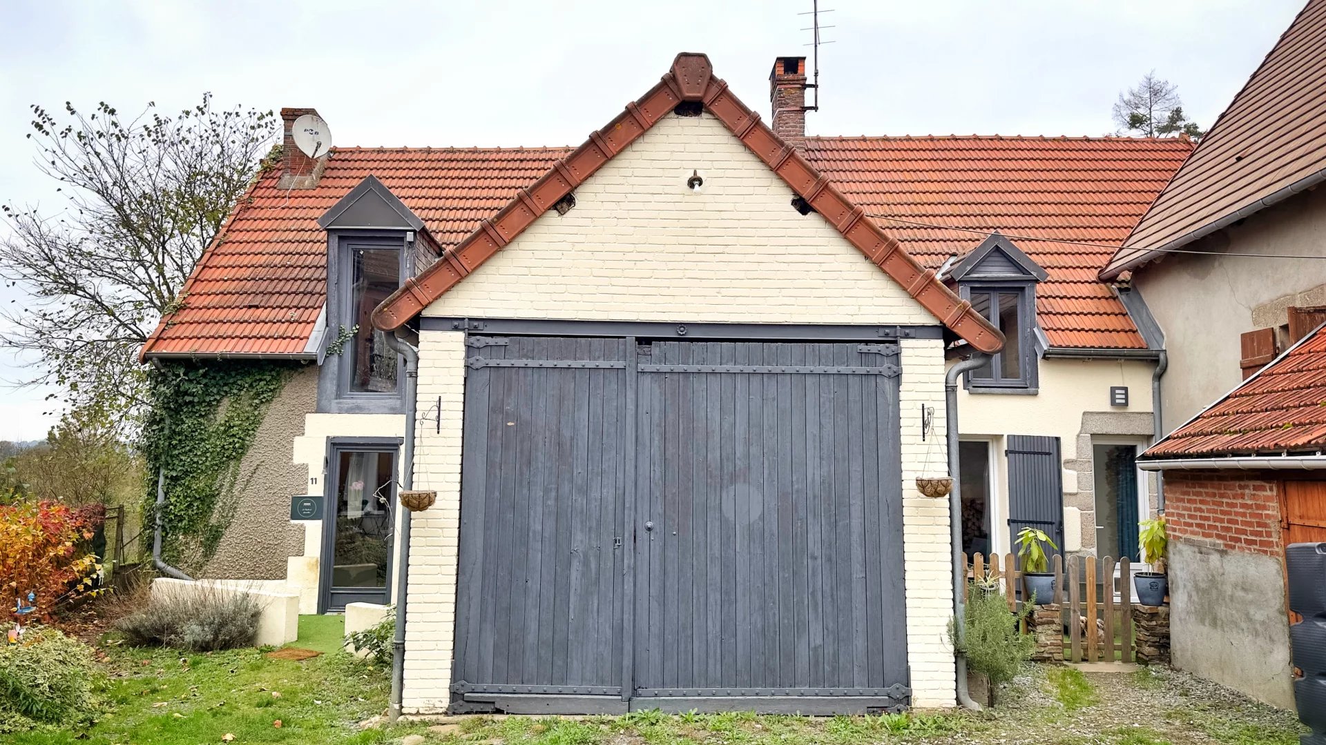 Gite potential at the heart of a vibrant community, Limousin – France – BVI78025