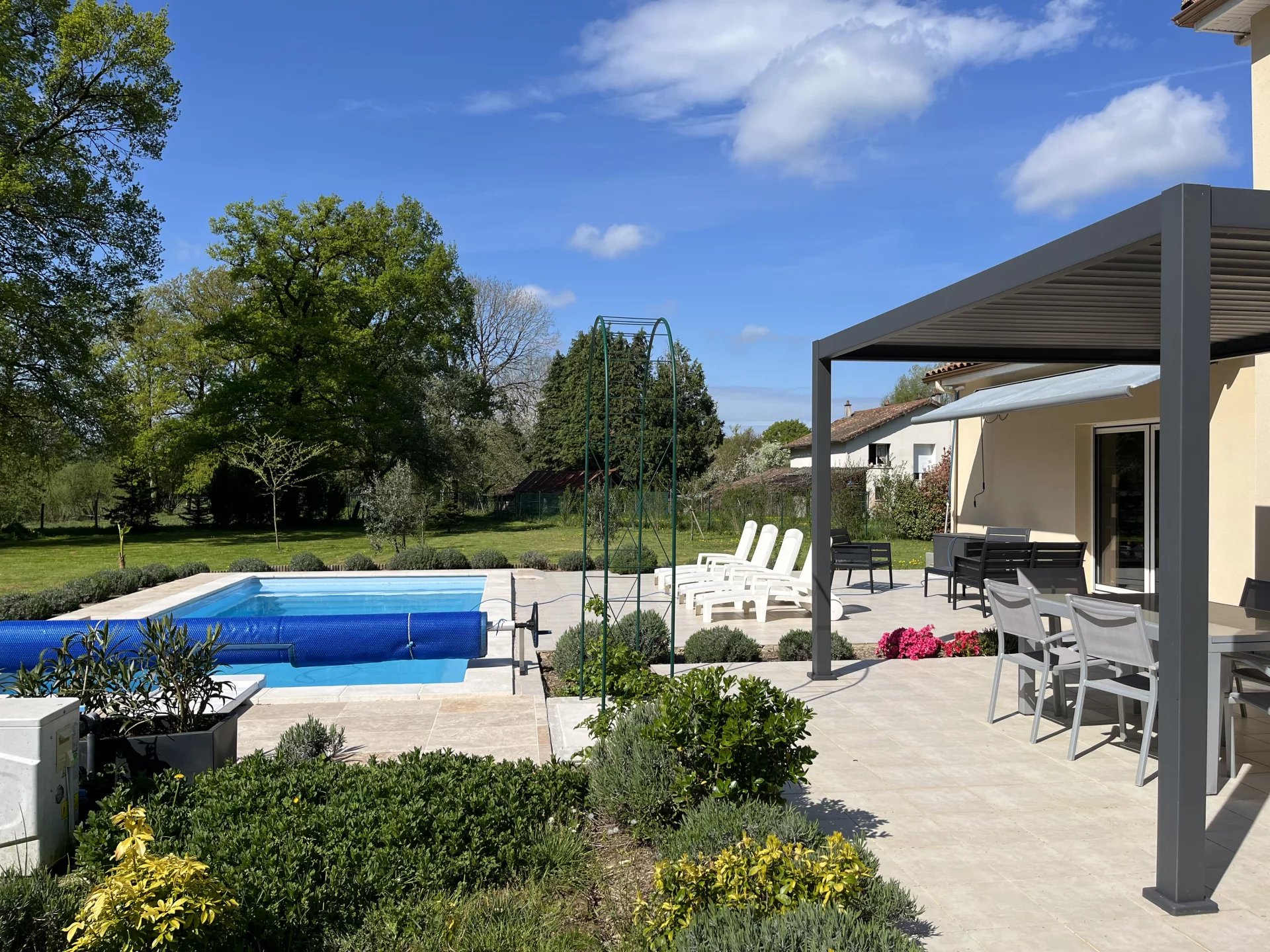 Fabulous family home with extensive garden and heated pool, Limousin – France – BVI80540