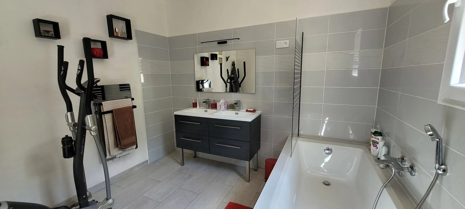 Contemporary 4-bed house with pool in the countryside, Midi-Pyrénées – France – BVI76007