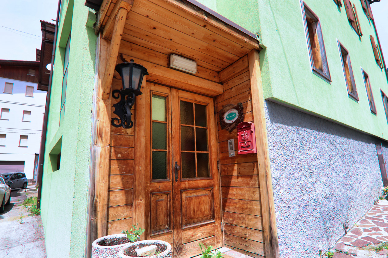 Auronzo di Cadore: A Small, Family-Sized Hotel – V003172