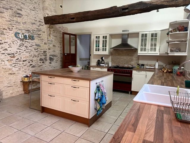 Charm, Space and Tranquility – Beautifully Renovated Stone Property with Pool and Outbuildings, Pays de la Loire – France – BVI80652