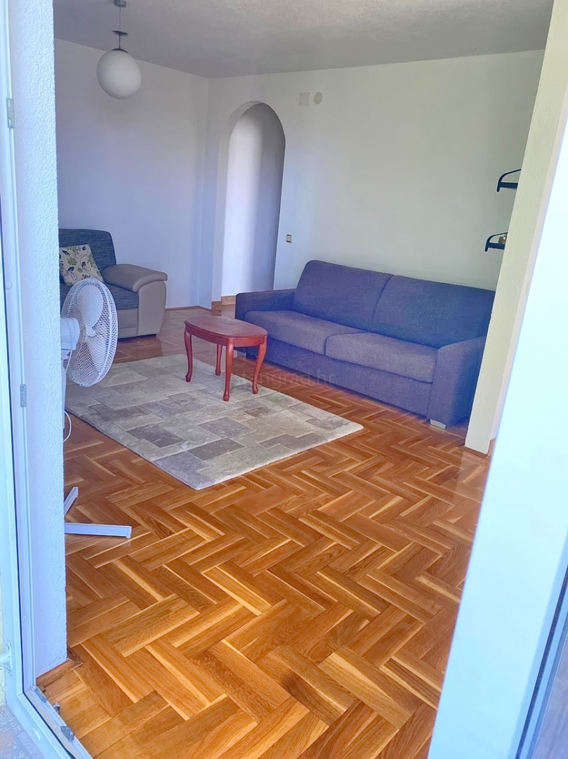 2 bedroom apartment in Malinska-Dubašnica, Croatia – 103356