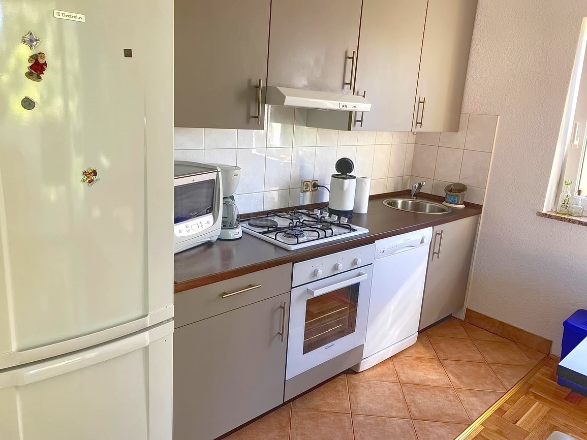 2 bedroom apartment in Malinska-Dubašnica, Croatia – 103356
