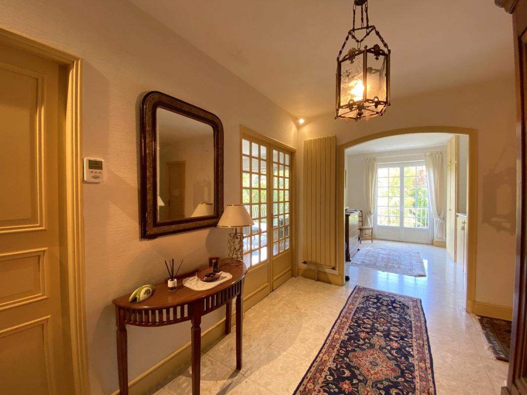 6 bedroom maison in Angouleme, Charente, France – 12018357434