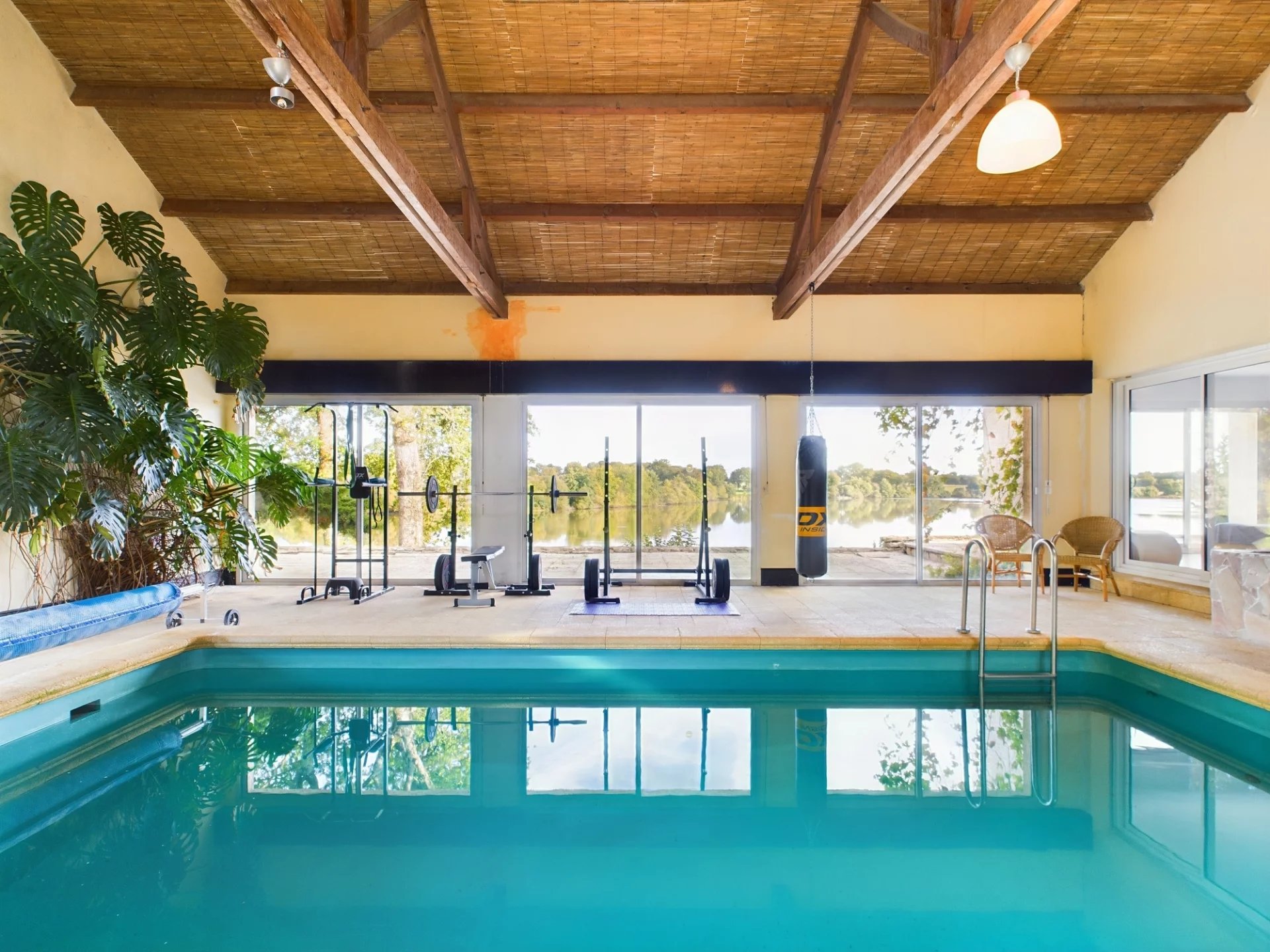 Once in a lifetime lake property!, Poitou-Charentes – France – BVI73111