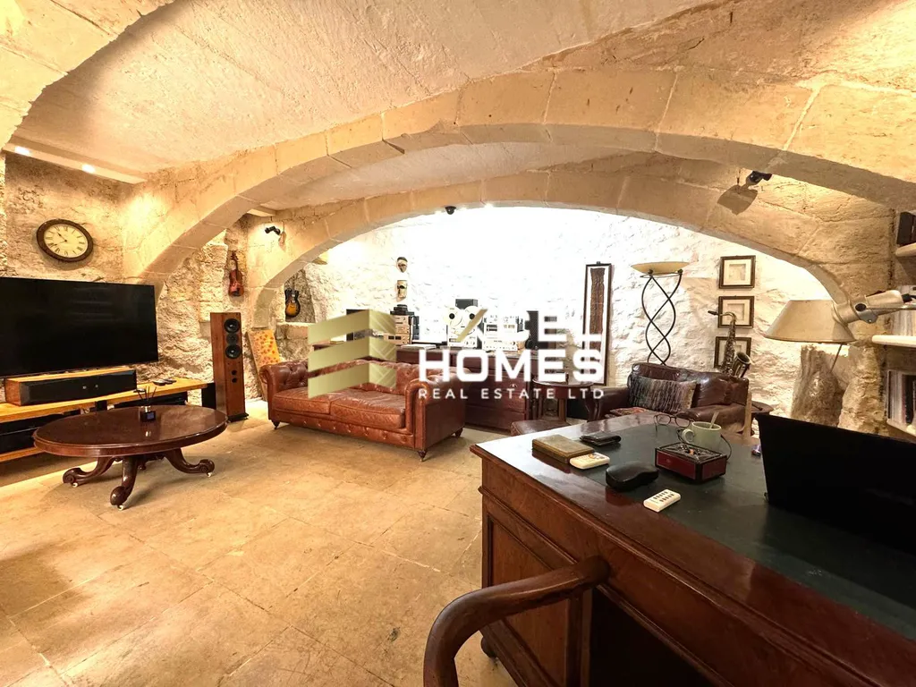 3 bedroom Character House in Dingli, Malta – 62509