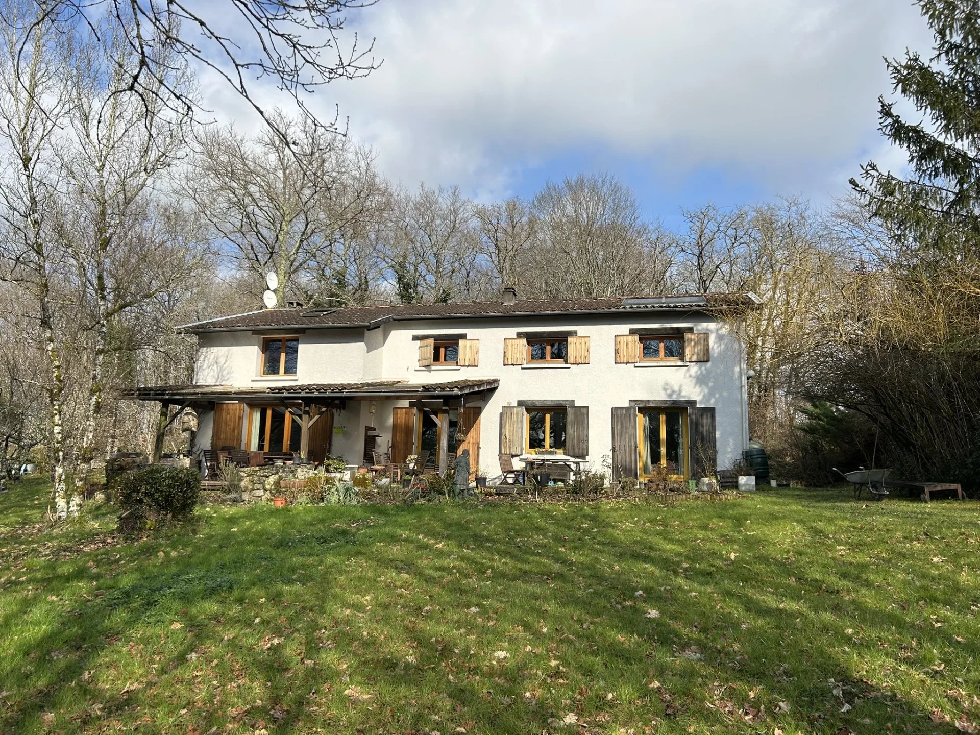 Get Lost In Your Own Piece of Paradise !!, Poitou-Charentes – France – BVI79230