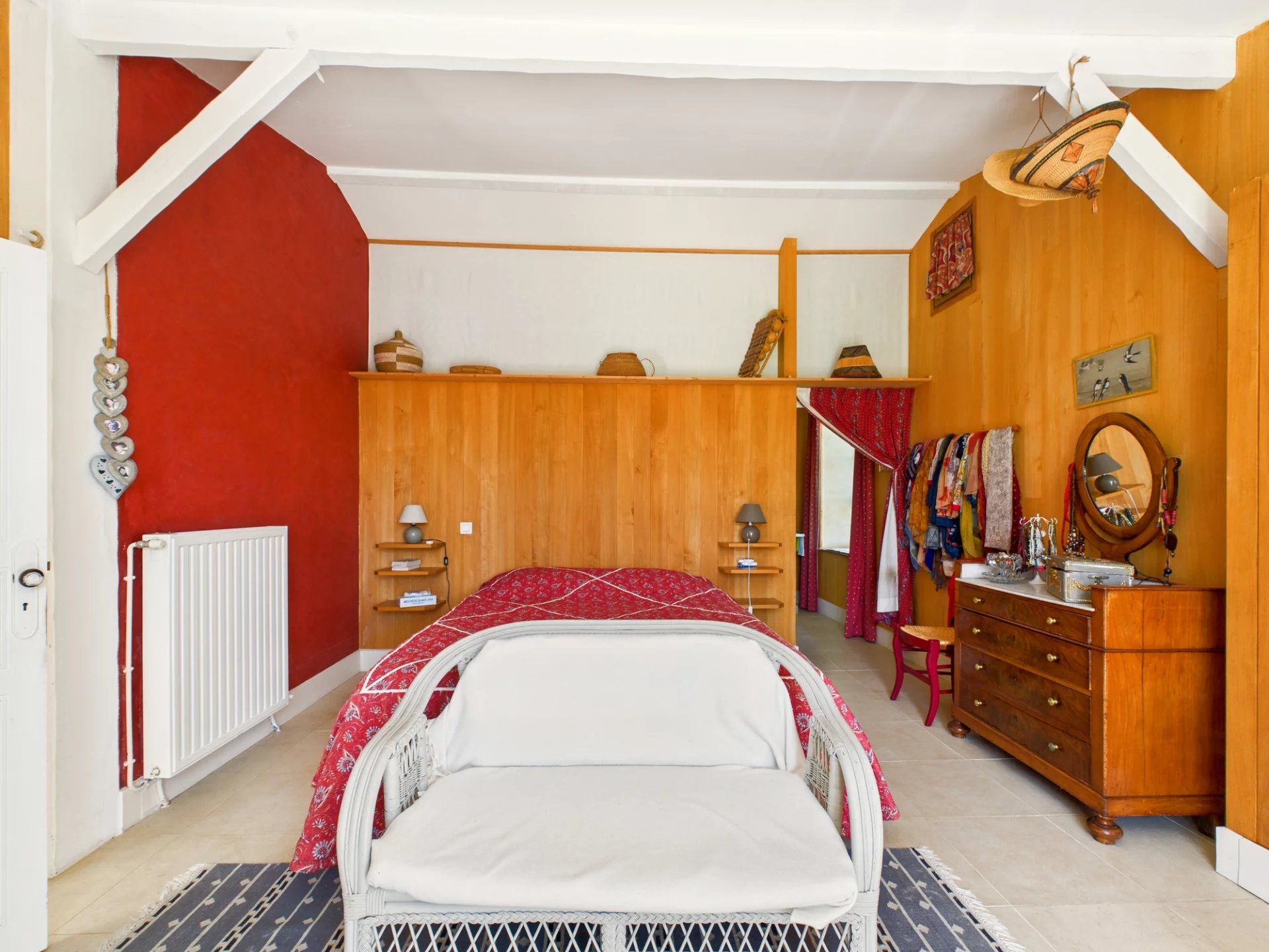 Charming Farmhouse with Modern Amenities in Sainte-Souline, Poitou-Charentes – France – BVI79997