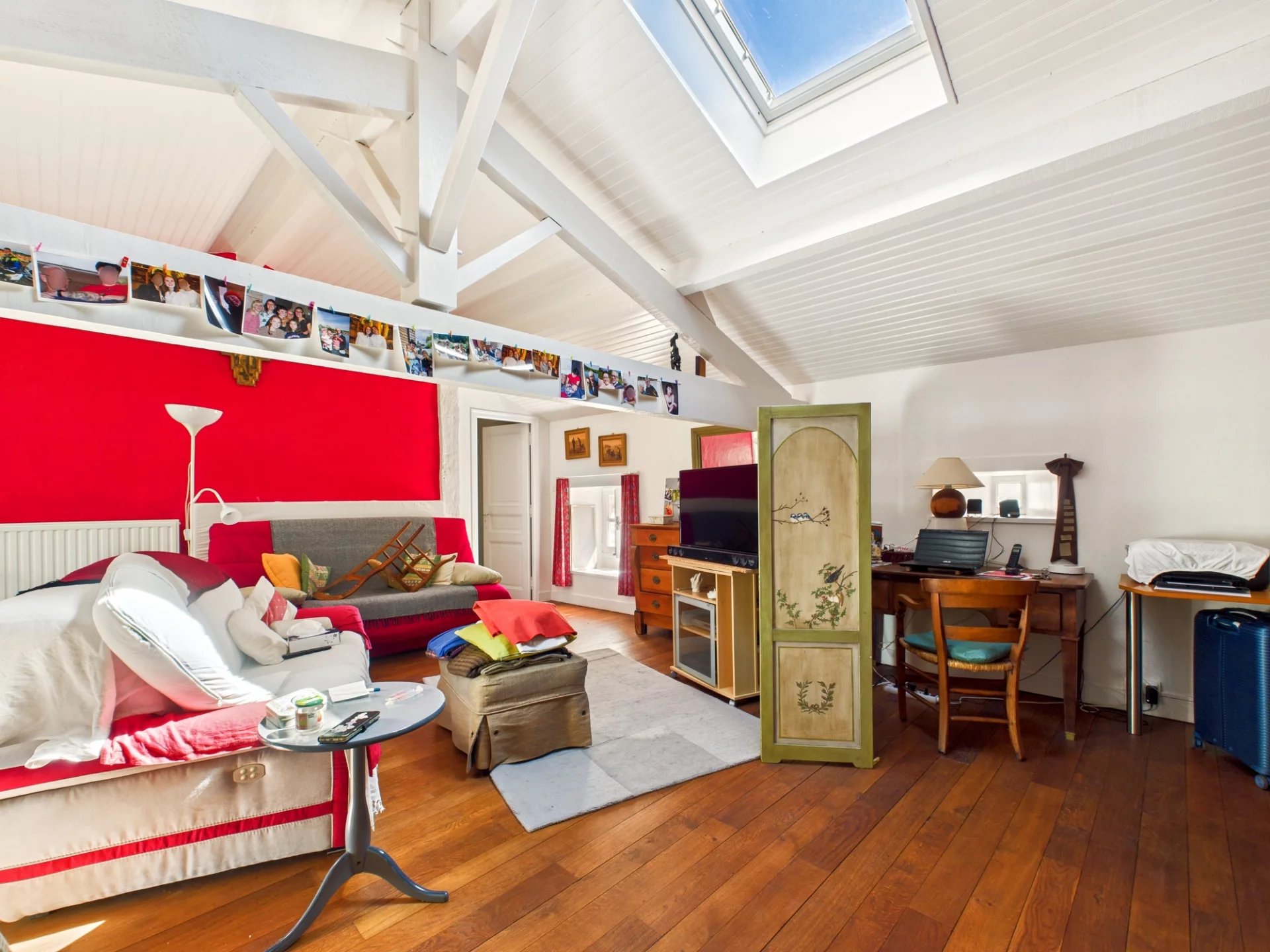 Charming Farmhouse with Modern Amenities in Sainte-Souline, Poitou-Charentes – France – BVI79997