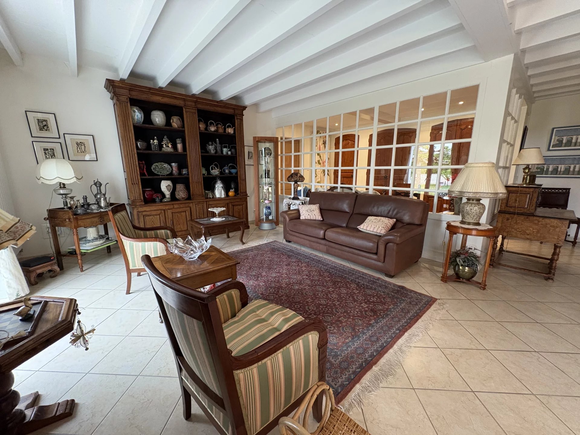 Spacious five-bedroom house with garden, Aquitaine – France – BVI78415