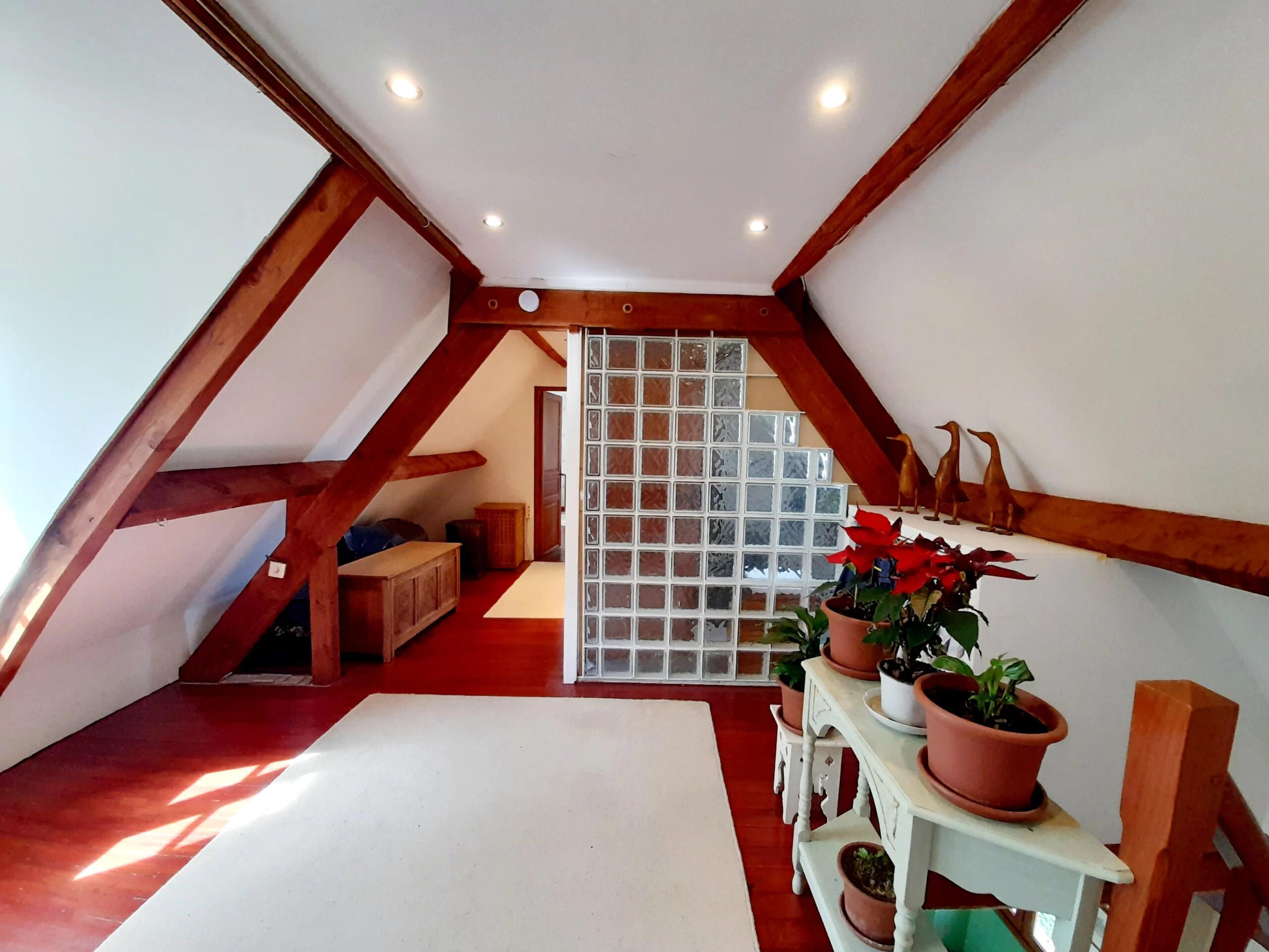 Charming Périgordian Home with Barn, Garage  and Stunning Countryside Views, Aquitaine – France – BVI80164