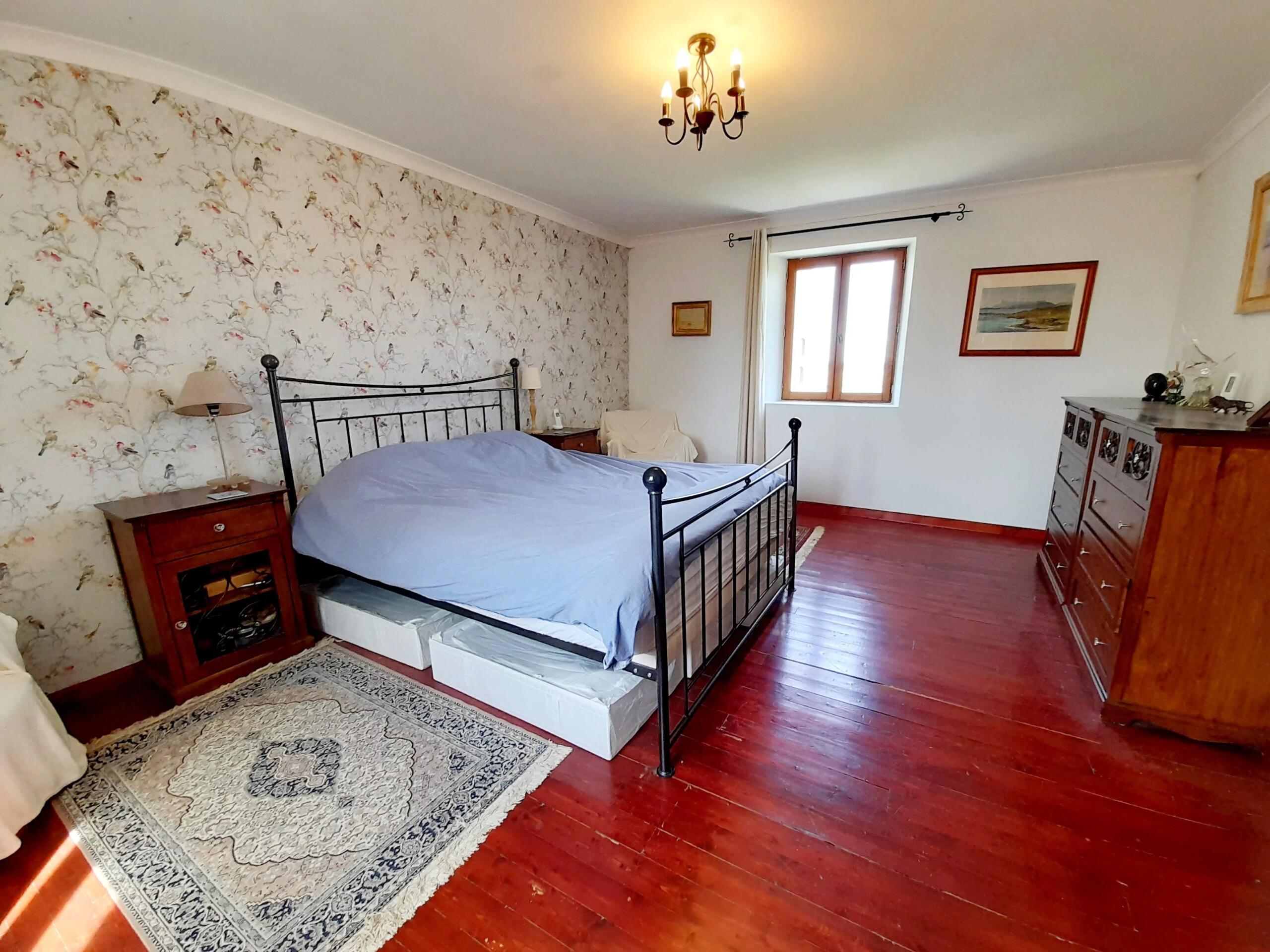 Charming Périgordian Home with Barn, Garage  and Stunning Countryside Views, Aquitaine – France – BVI80164