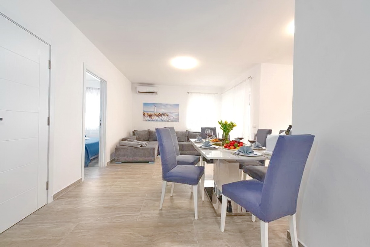 3 bedroom apartment in Dobrinj, Croatia – 103366