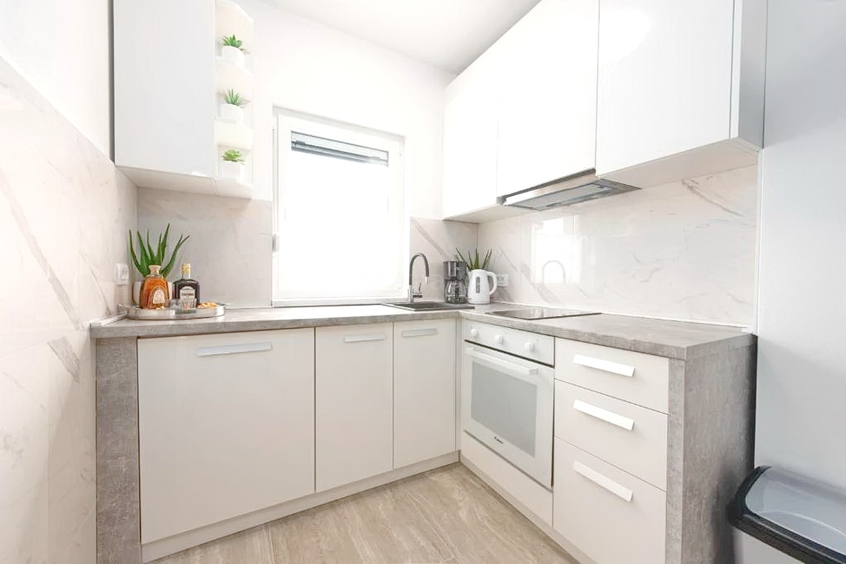 3 bedroom apartment in Dobrinj, Croatia – 103366