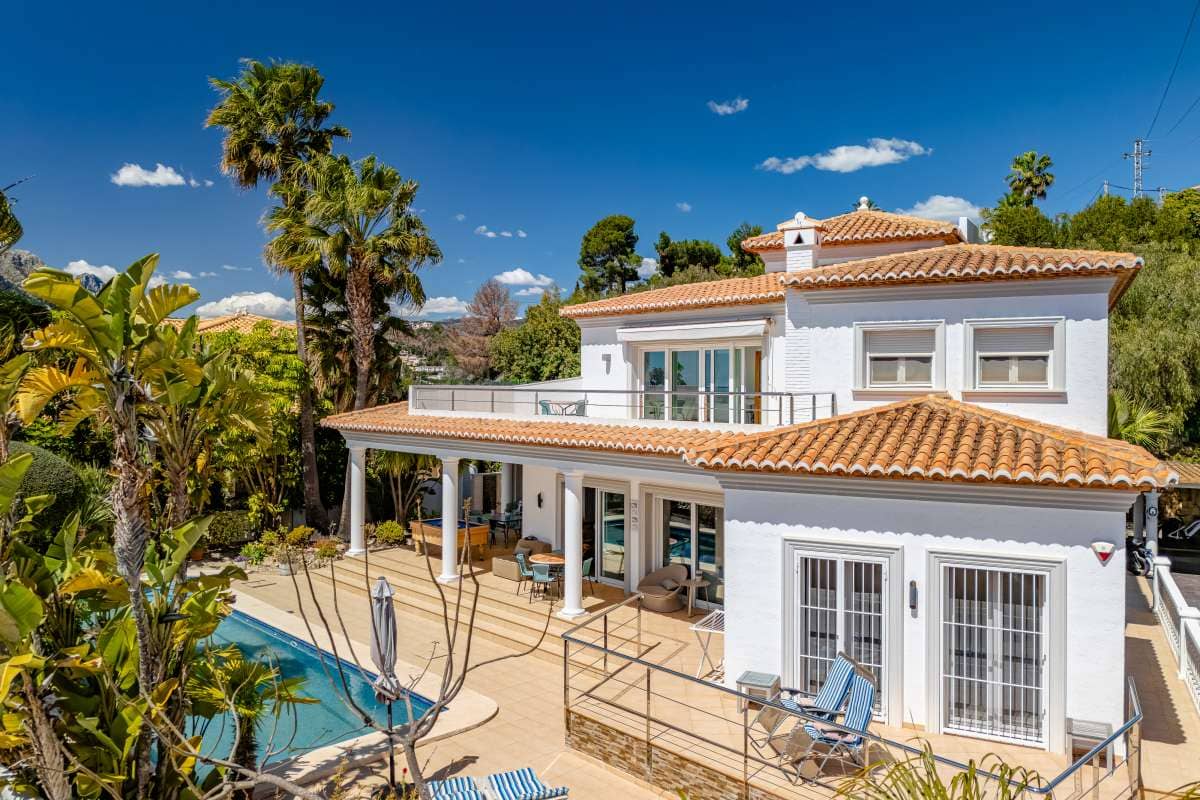 5 bedroom Villa in Calpe, Alicante, Spain – FCJETJV-567159