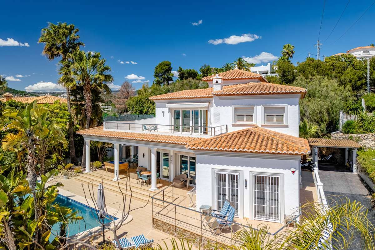 5 bedroom Villa in Calpe, Alicante, Spain – FCJETJV-567159