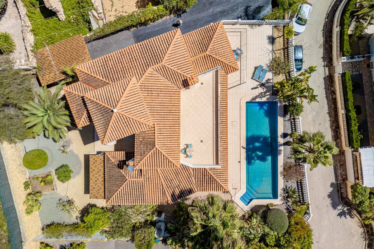 5 bedroom Villa in Calpe, Alicante, Spain – FCJETJV-567159