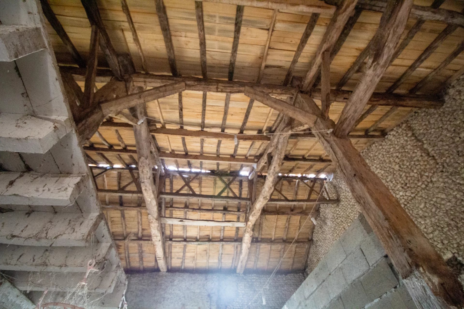 Barn conversion to finish with beautiful views!, Aquitaine – France – BVI65533