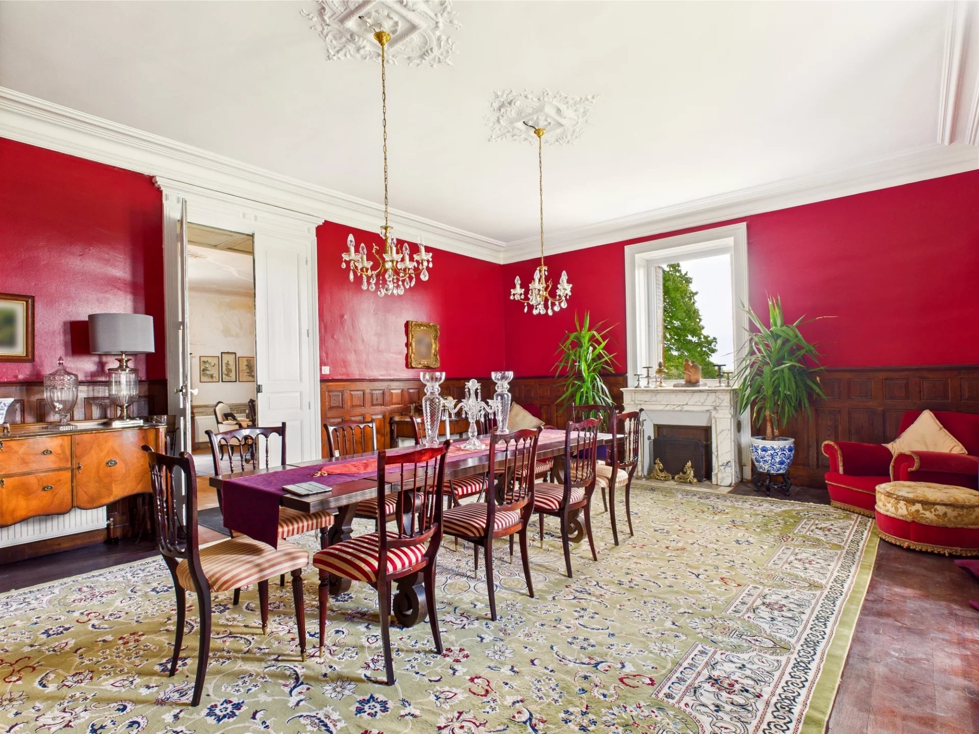 Grand chateau near Limoges, offering amazing potential as a home, boutique hotel or bed and breakfast, Limousin – France – BVI80775