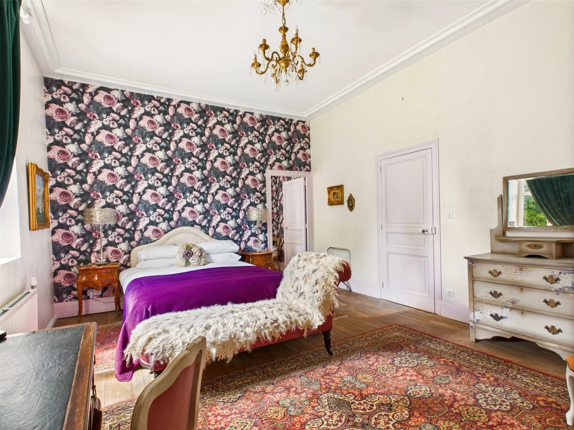 Grand chateau near Limoges, offering amazing potential as a home, boutique hotel or bed and breakfast, Limousin – France – BVI80775