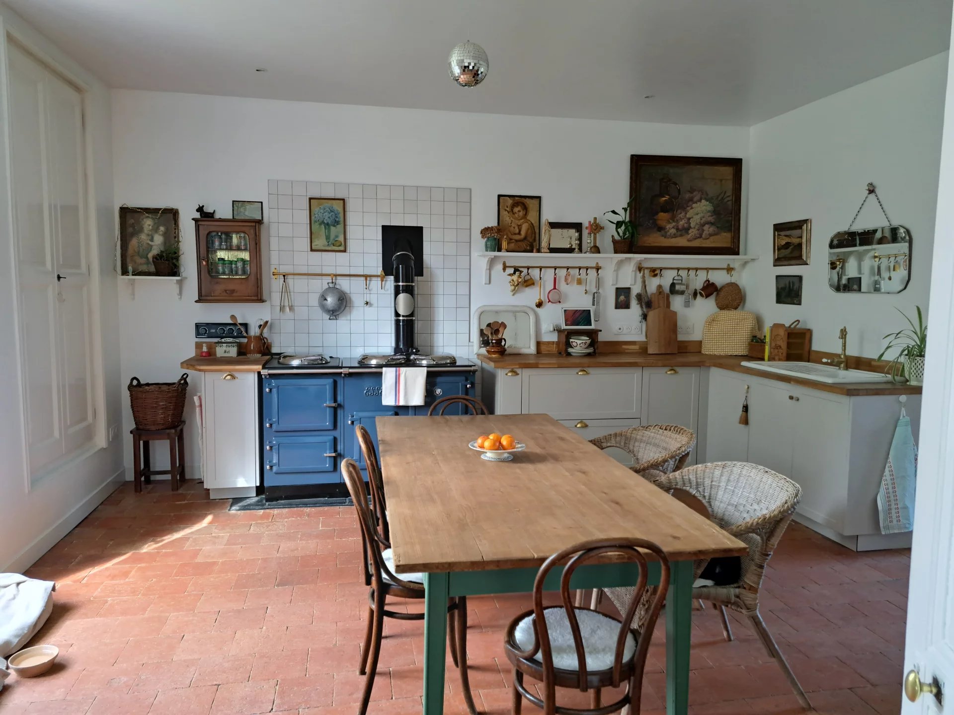 Beautiful Maison de Maître in an idyllic location, Poitou-Charentes – France – BVI74676