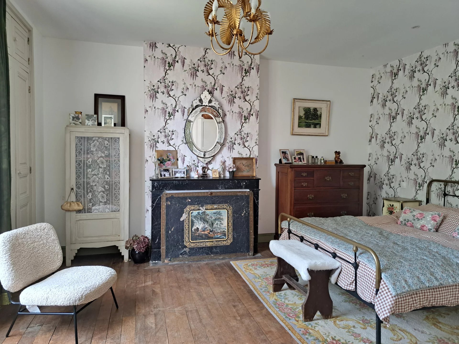 Beautiful Maison de Maître in an idyllic location, Poitou-Charentes – France – BVI74676