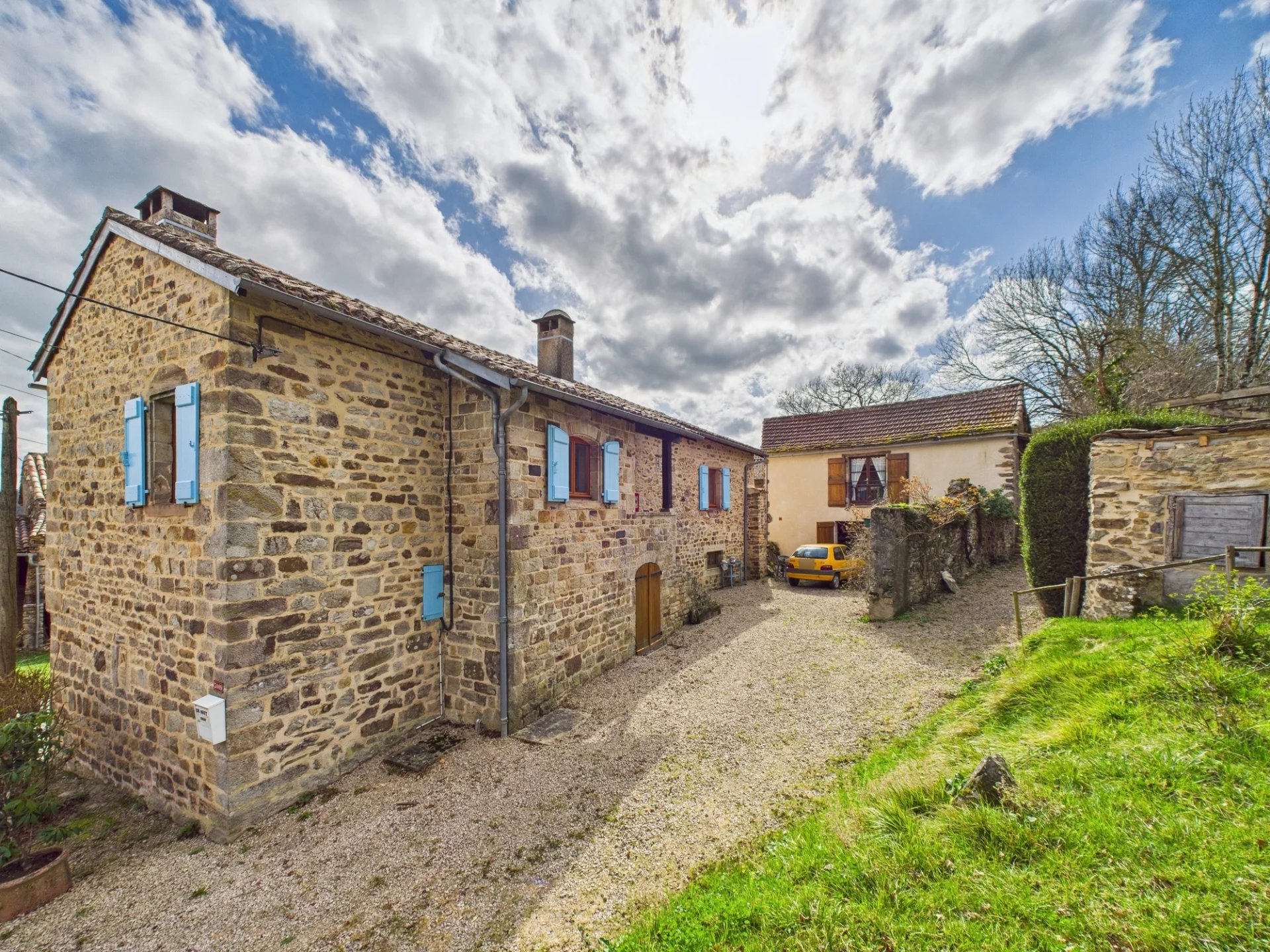 Charming French countryside retreat with guest house, pool, jacuzzi and sauna, Midi-Pyrénées – France – BVI79296