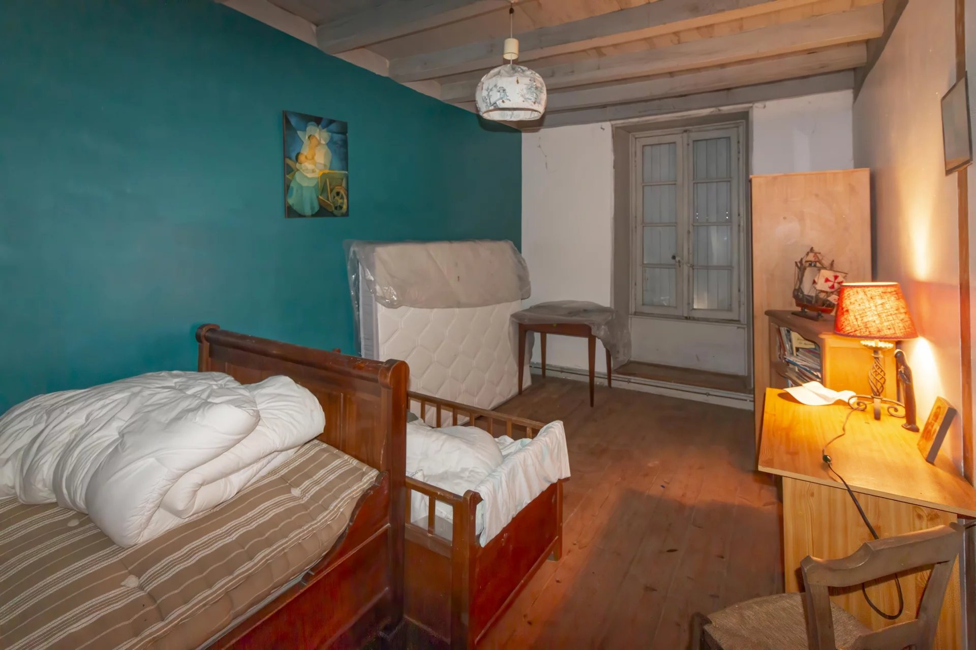 Charming 7-Bedroom Property near Neuvicq-le-Château, France, Poitou-Charentes – France – BVI80240