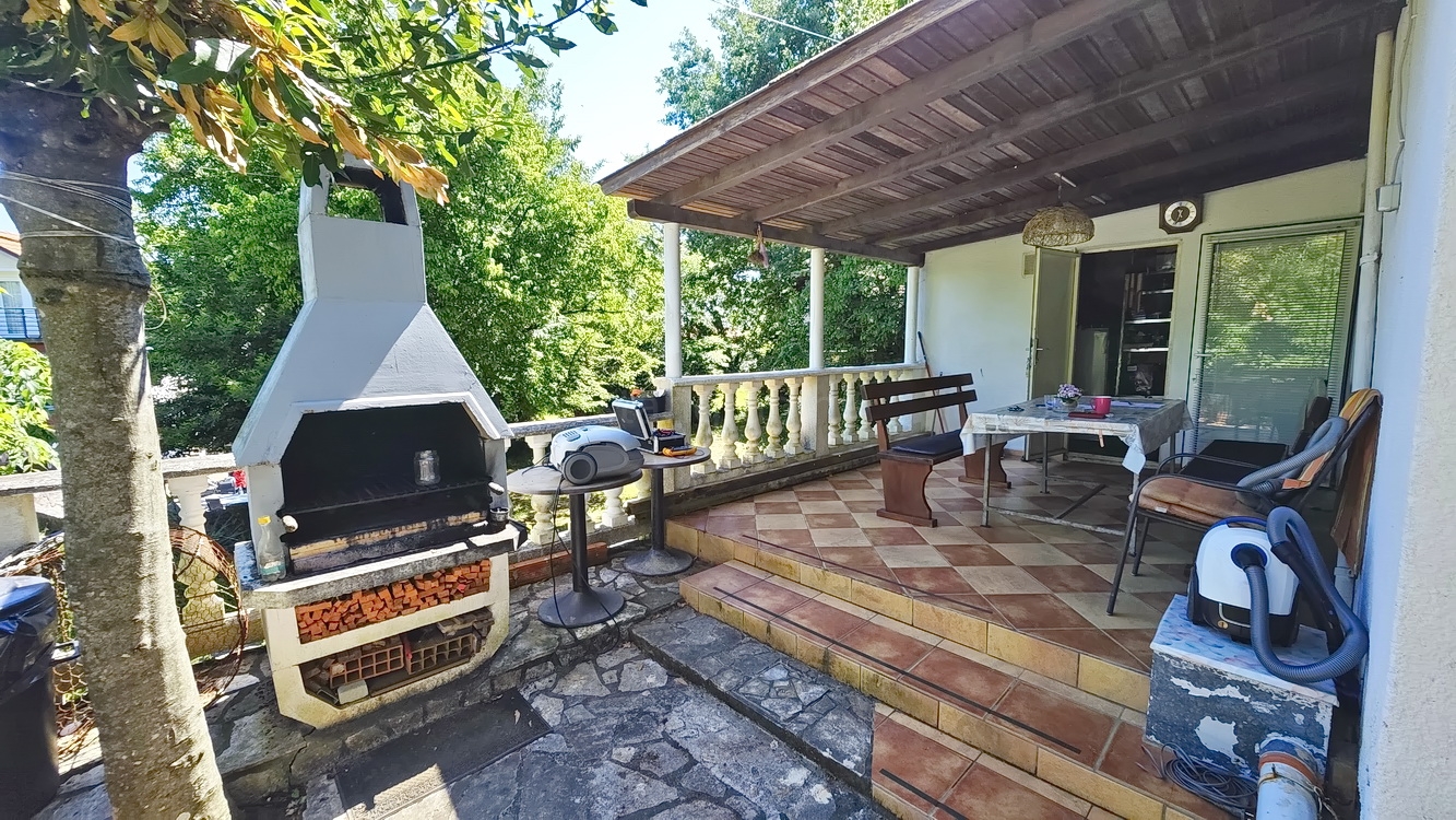 3 bedroom villa in Vrbnik, Croatia – 103363