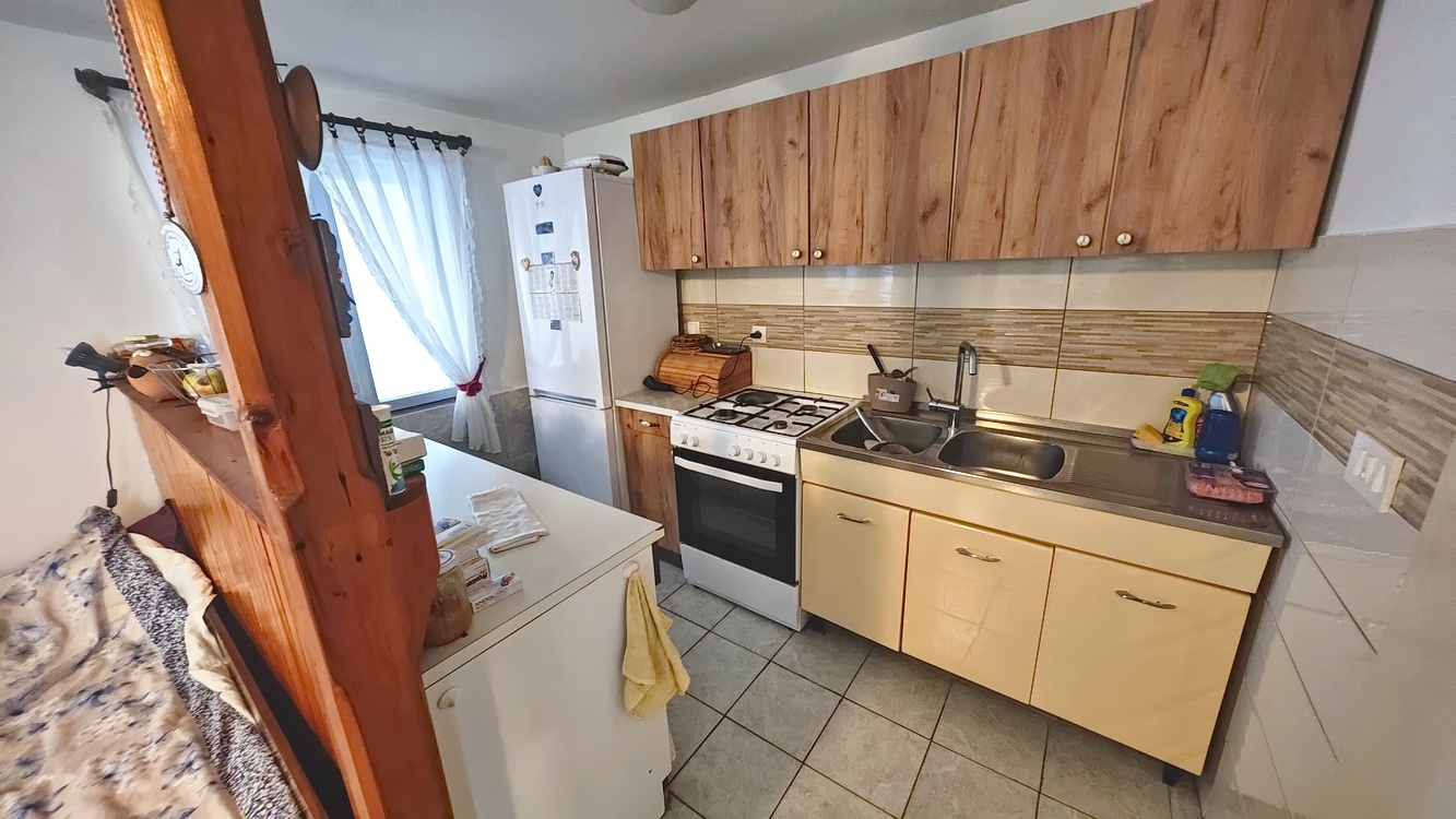 3 bedroom villa in Vrbnik, Croatia – 103363