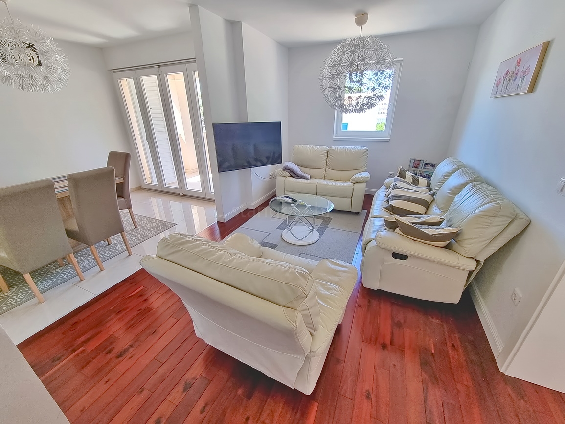 3 bedroom apartment in Malinska-Dubašnica, Croatia – 103343