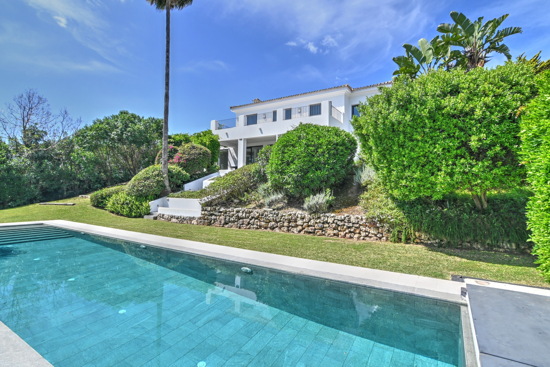 5 bedroom Villa in Sotogrande, Cadiz, Spain – 428-04457D