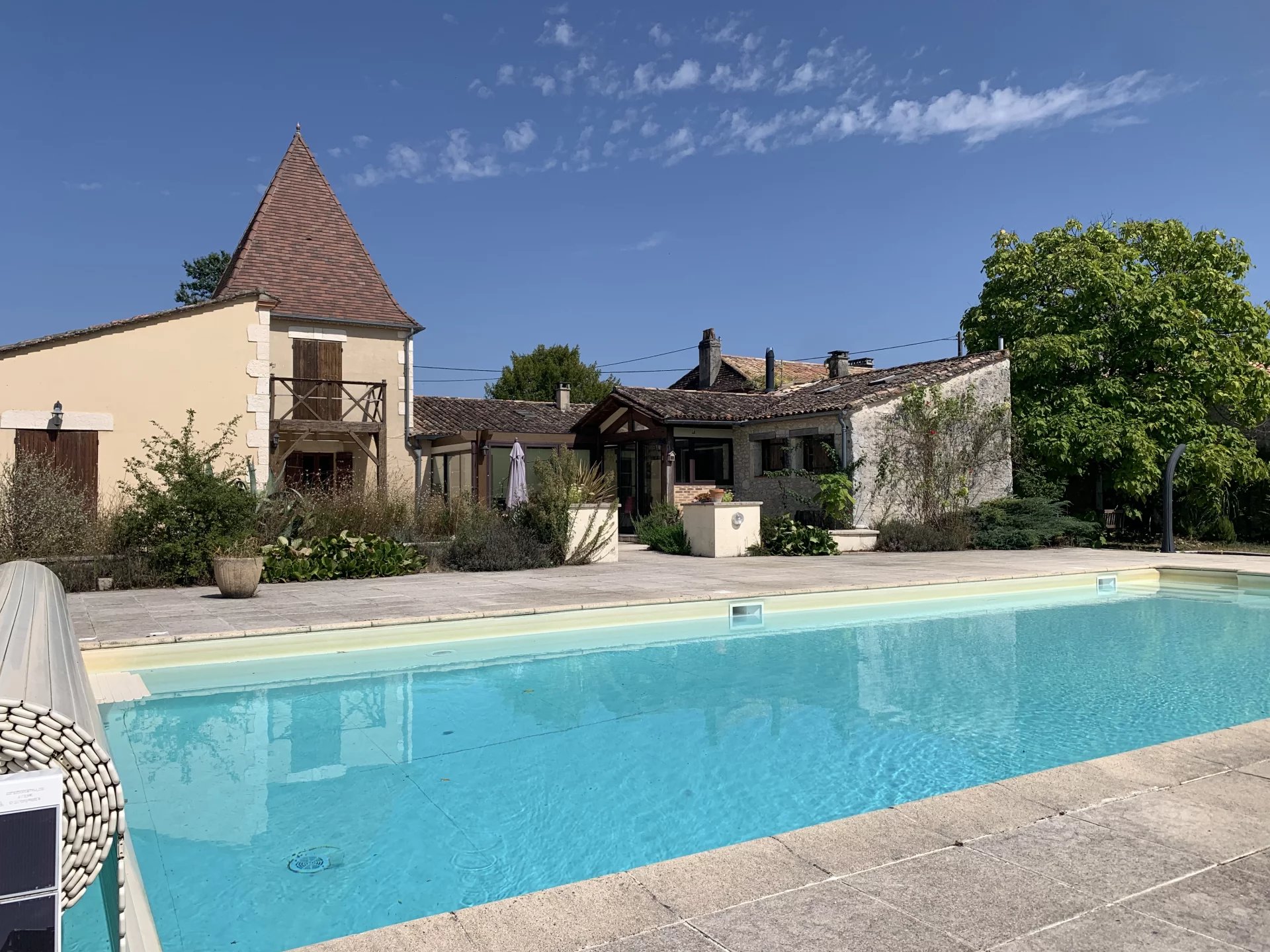 Stone house with 3 Gîtes, Aquitaine – France – BVI73767
