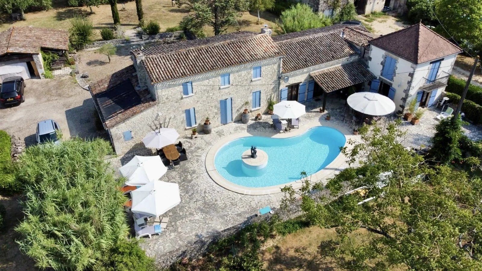 Glorious 4-bed house with lovely views, Aquitaine – France – BVI74598