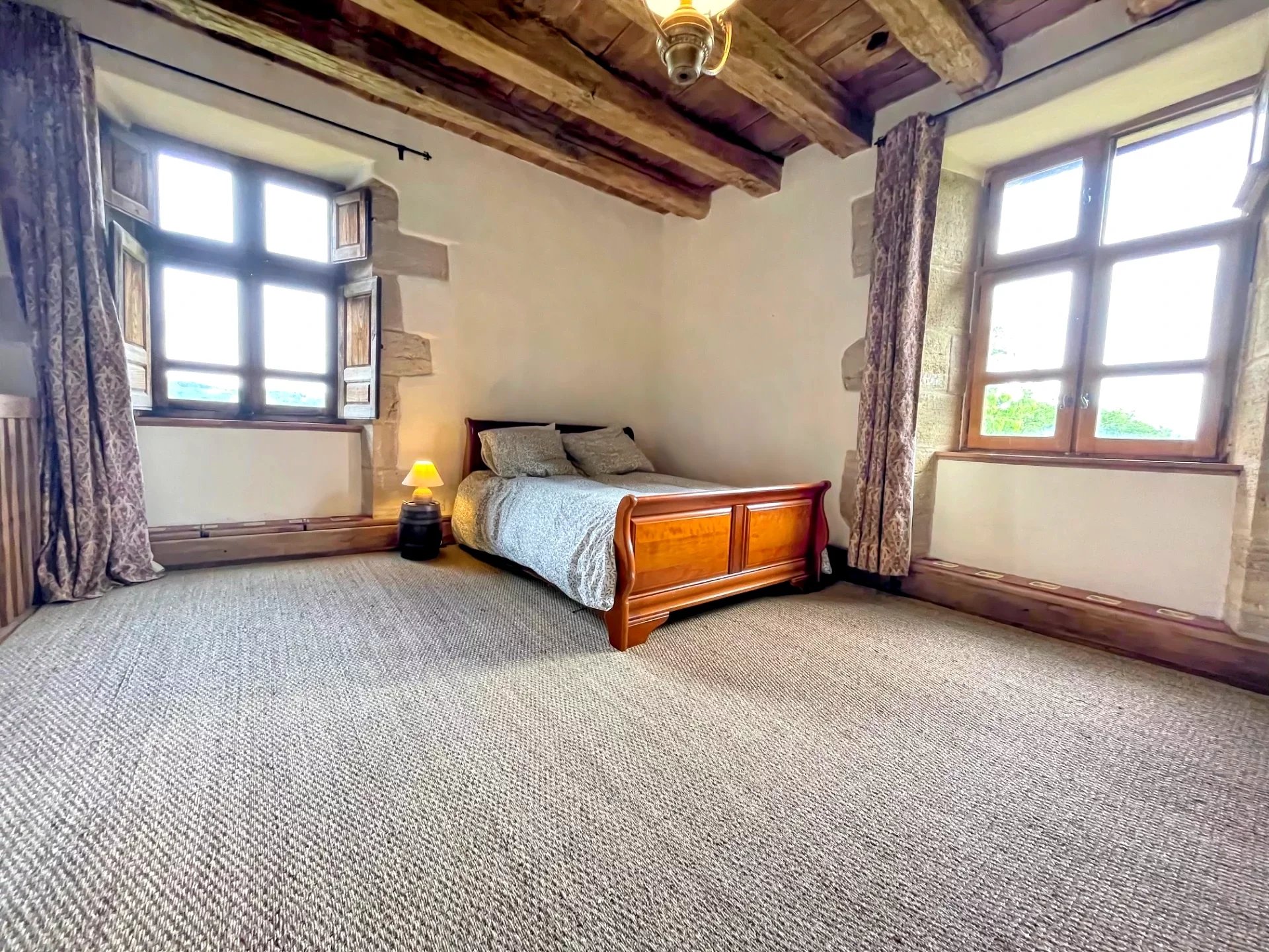 Beautiful manor house with outbuildings and land, Aquitaine – France – BVI80724