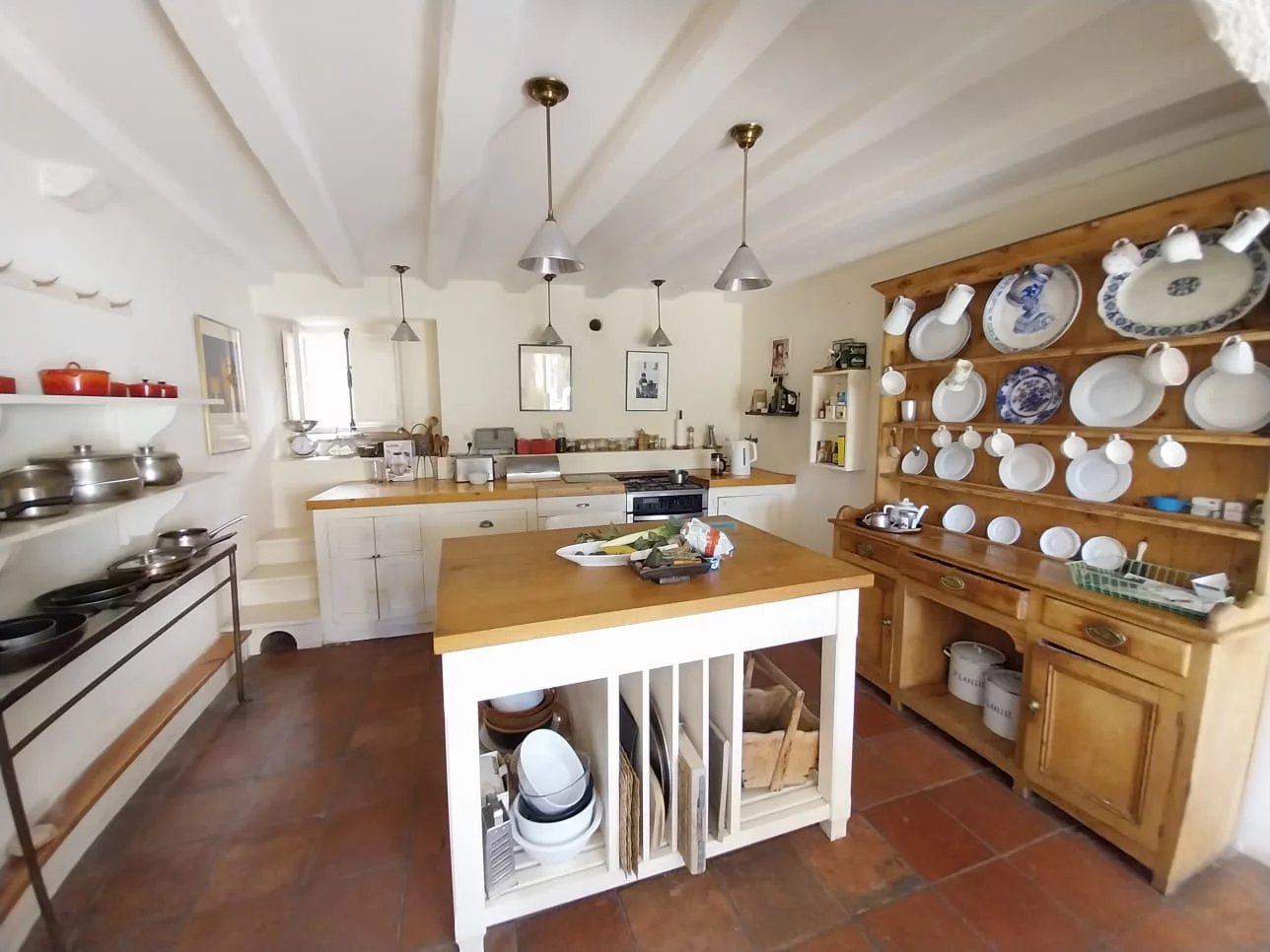 Historic village property full of charm with garden and pool, Midi-Pyrénées – France – BVI72561