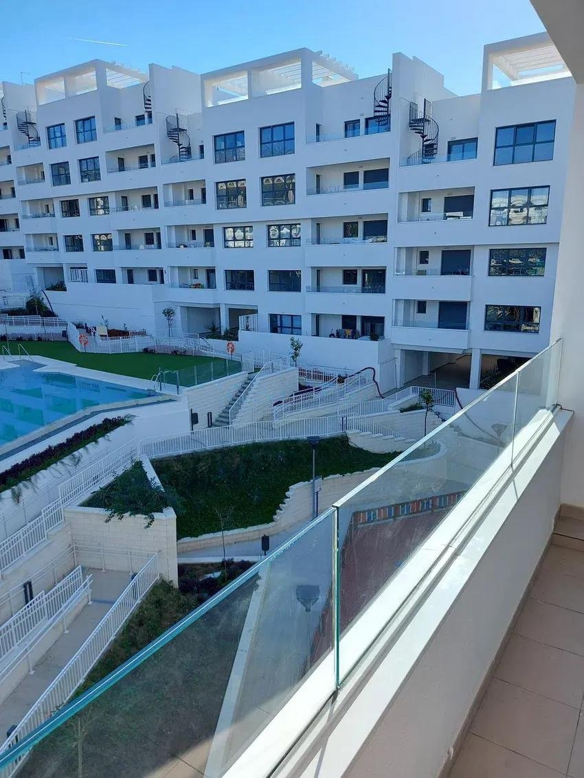 2 bedroom Apartment in Estepona, Malaga, Spain – 428-04473D