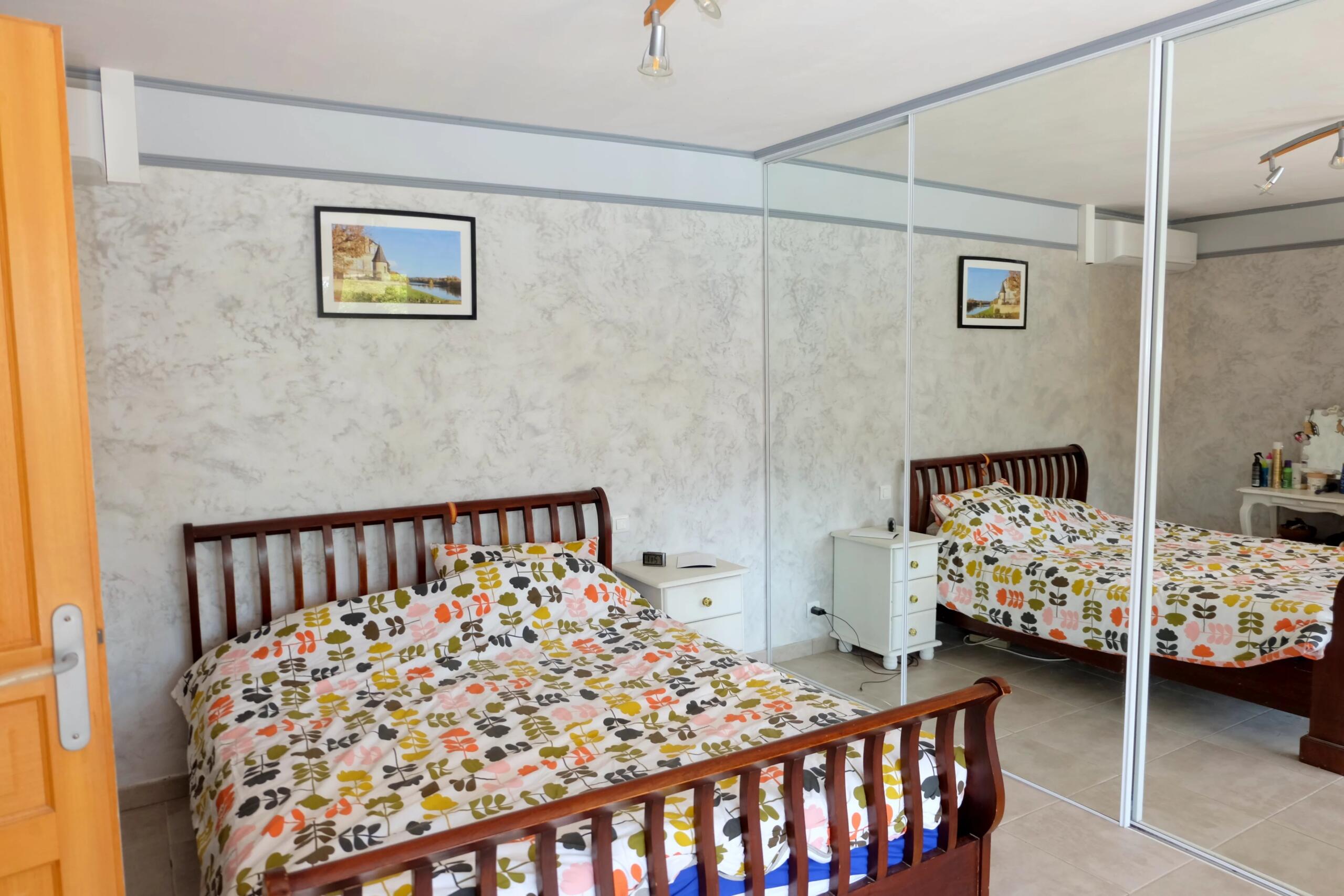 Gorgeous riverside property with pool, Aquitaine – France – BVI80953